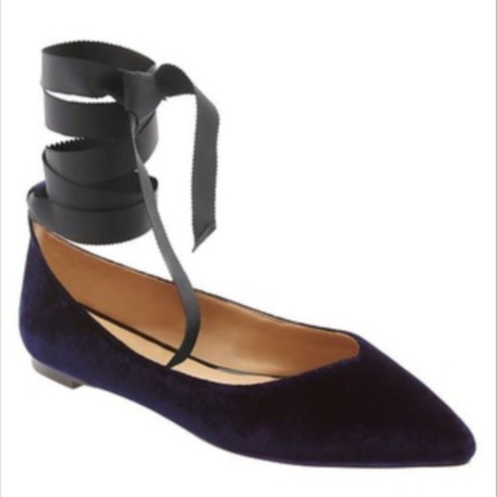 Banana Republic Aurora Navy Blue Velvet Ankle Strap Flats, Size 7.5